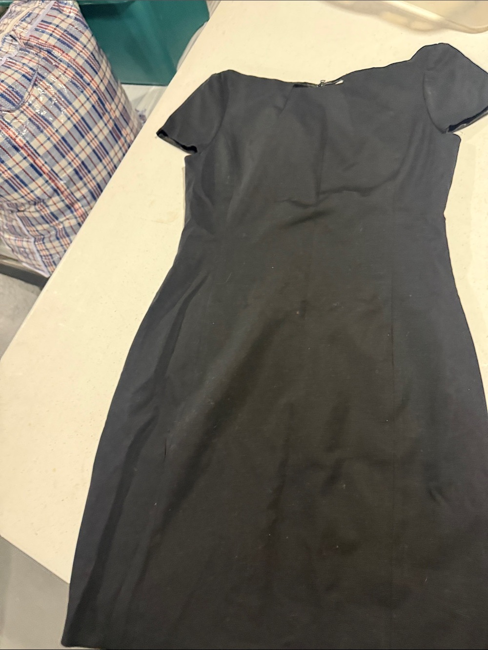 Elie Tahari Black Short-Sleeve Sheath Dress